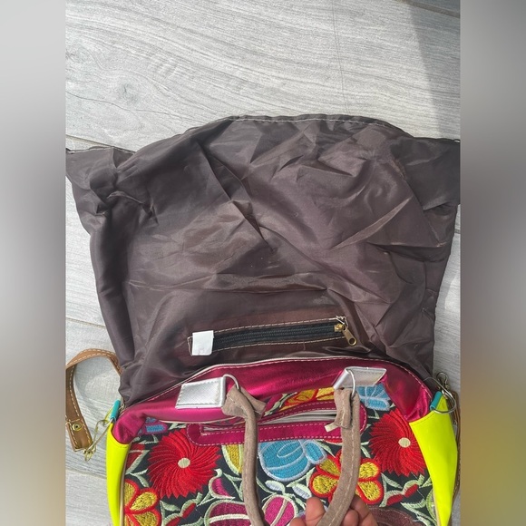 Mexican Floral Embroidered Suede Leather Handbag Colorful Medium Handmade - Picture 11 of 12